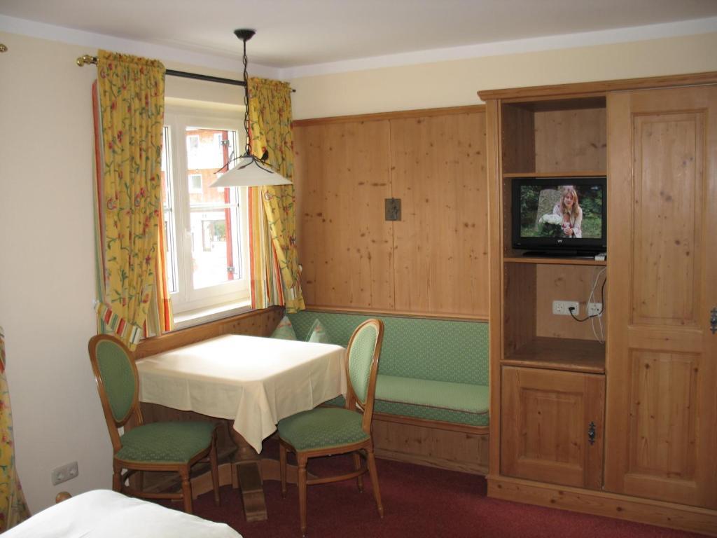 ホテル Triendlhof Zöblen 部屋 写真